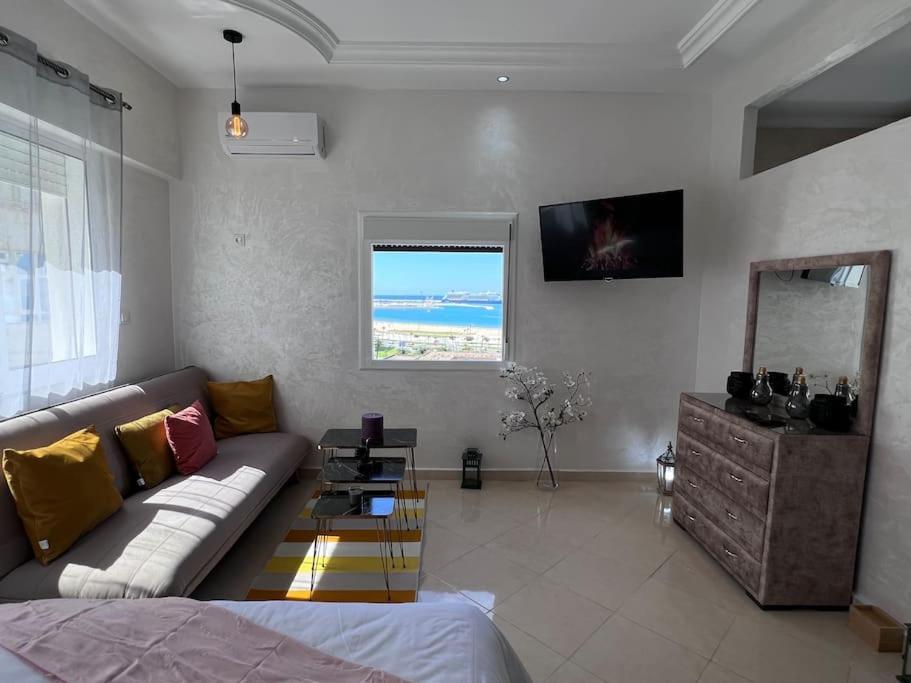 Vue Mer-moderne-en Plein Centre Apartment